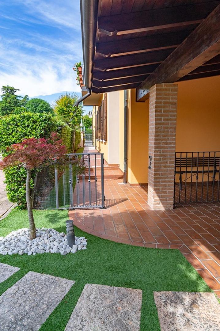 La Stazione Camere Caffe Castiglione Delle Stiviere Bagian luar foto